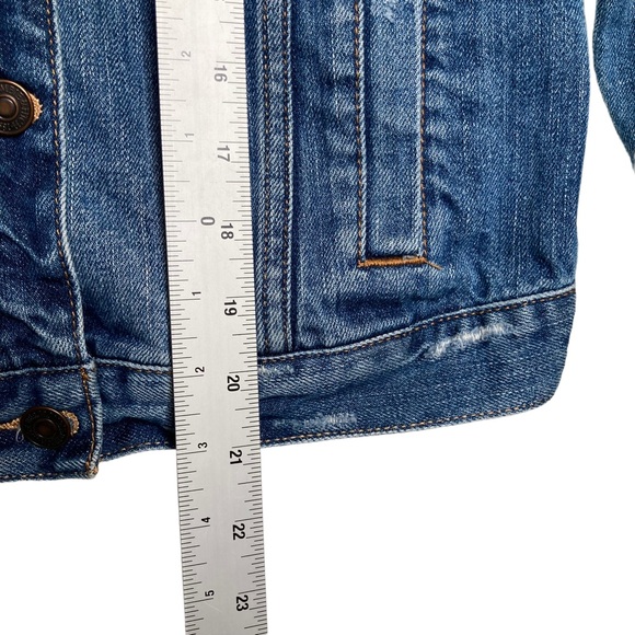 ABERCROMBIE & FITCH Classic Distressed Denim Jacket Size Small - Picture 8 of 13